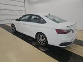 Volkswagen Jetta 2024 Sport 4p Sedán 8A