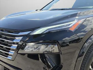 Nissan Rogue 2026 AWD Platinum 4p Crossover
