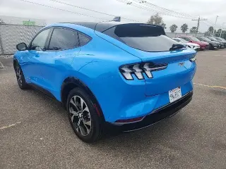 Ford Mustang Mach-E 2023 AWD Premium 4p SUV