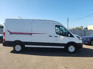 Ford Transit 2019 150 3dr LWB Medium Roof Camioneta de Carga con Puerta Corredera del Pasajero en el Lado del Conductor