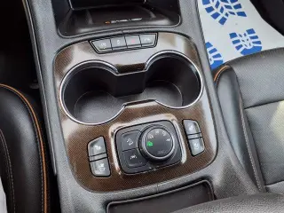 GMC Acadia 2022 4x4 AT4 4p SUV