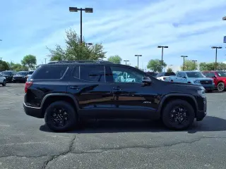 GMC Acadia 2022 4x4 AT4 4p SUV