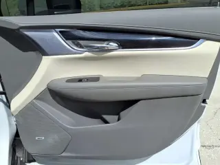 Cadillac XT6 2023 Lujo Premium 4p SUV