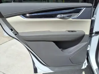 Cadillac XT6 2023 Lujo Premium 4p SUV