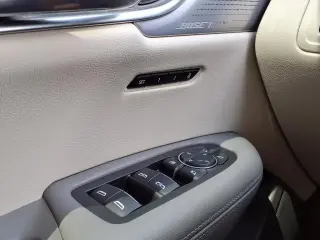 Cadillac XT6 2023 Lujo Premium 4p SUV