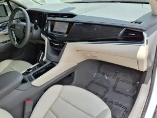 Cadillac XT6 2023 Lujo Premium 4p SUV