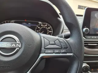 Nissan Altima 2023 tracción total 2.5 SV 4p Sedán