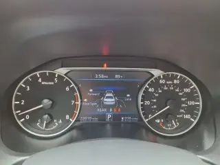 Nissan Altima 2023 tracción total 2.5 SV 4p Sedán