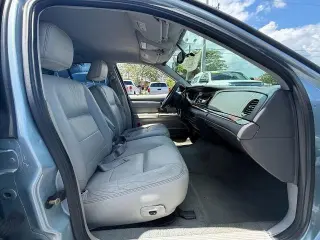 Ford Crown Victoria 2005 LX 4p Sedan