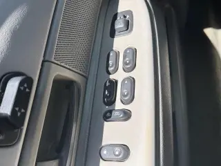 Ford Crown Victoria 2005 LX 4p Sedan