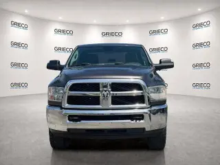Ram 2500 2016 4x4 Tradesman Camioneta de cabina amplia de 4 puertas 8 pies LB