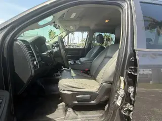 Ram 2500 2016 4x4 Tradesman Camioneta de cabina amplia de 4 puertas 8 pies LB