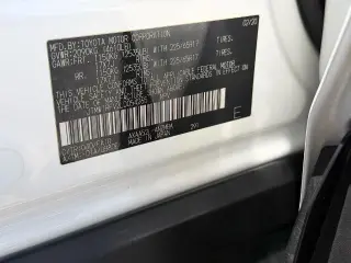 Toyota RAV4 2020 XLE 4p SUV