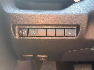 Toyota RAV4 2020 XLE 4p SUV