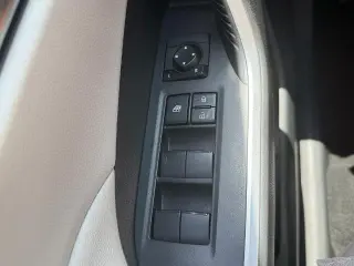 Toyota RAV4 2020 XLE 4p SUV