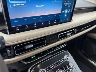 Lincoln Nautilus 2022 AWD Reserve 4p SUV