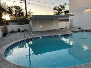 APARTAMENTO DE RENTA EN CUDAHY