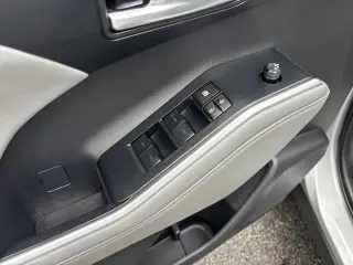 Toyota Highlander 2023 AWD LE 4p SUV