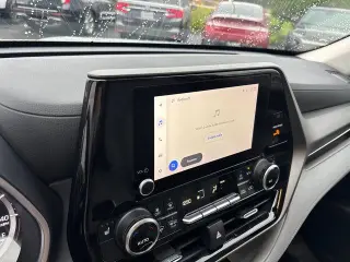 Toyota Highlander 2023 AWD LE 4p SUV