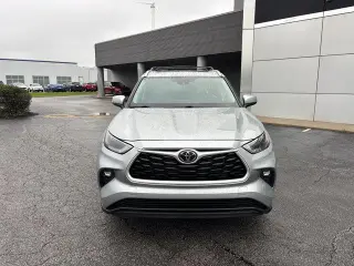 Toyota Highlander 2023 AWD LE 4p SUV