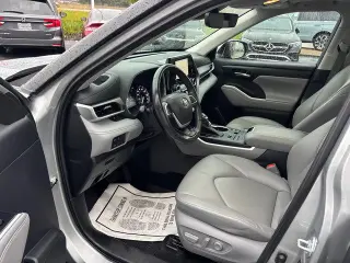Toyota Highlander 2023 AWD LE 4p SUV