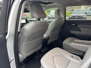 Toyota Highlander 2023 AWD LE 4p SUV