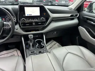 Toyota Highlander 2023 AWD LE 4p SUV
