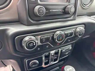 Jeep Wrangler Unlimited 2020 4x4 Sport 4p SUV