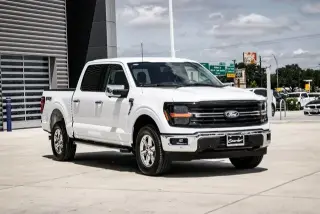 Ford F-150 2024 4x4 XLT 4p SuperCrew 5.5 pies CB