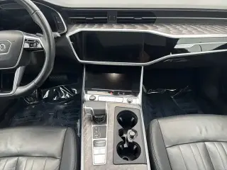 Audi A6 2024 AWD quattro Premium Plus 55 TFSI 4p Sedan