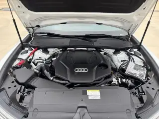 Audi A6 2024 AWD quattro Premium Plus 55 TFSI 4p Sedan