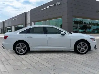 Audi A6 2024 AWD quattro Premium Plus 55 TFSI 4p Sedan