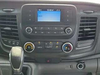 Ford Transit 2024 350 XL 3dr LWB Techo Medio Furgoneta de Pasajeros
