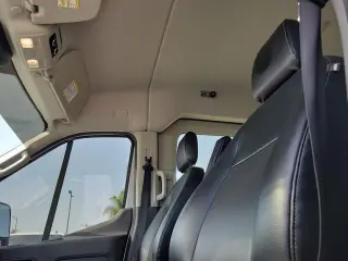 Ford Transit 2024 350 XL 3dr LWB Techo Medio Furgoneta de Pasajeros