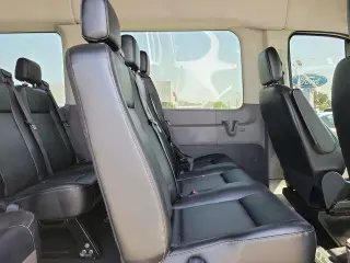 Ford Transit 2024 350 XL 3dr LWB Techo Medio Furgoneta de Pasajeros