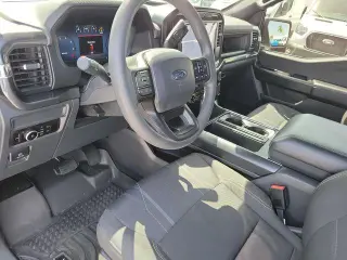 Ford F-150 2024 4x2 STX 4p SuperCrew 5.5 ft. SB