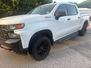 Chevrolet Silverado 1500 2020 4x4 Custom Trail Boss 4p. Crew Cab 5.8 ft. SB