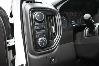 Chevrolet Silverado 1500 2020 4x4 Custom Trail Boss 4p. Crew Cab 5.8 ft. SB