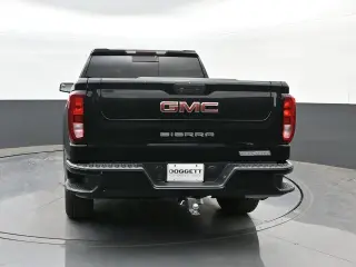 GMC Sierra 1500 2021 4x2 Elevation 4p Camioneta Cabina Extendida 5,8 ft. SB