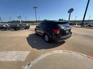 Ford Explorer 2023 XLT 4p SUV