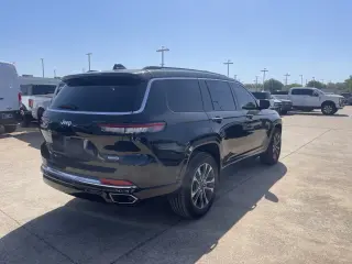 Jeep Grand Cherokee L 2022 4x2 Overland 4p SUV