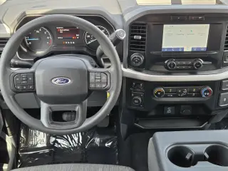 Ford F-150 2023 4x4 Platinum 4dr SuperCrew 5.5 ft. SB