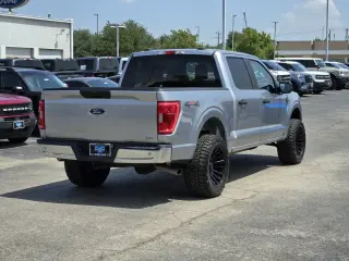 Ford F-150 2023 4x4 Platinum 4dr SuperCrew 5.5 ft. SB