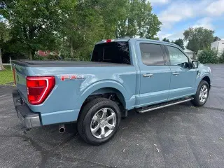 Ford F-150 2023 4x4 XLT 4p SuperCrew 5.5 ft. SB