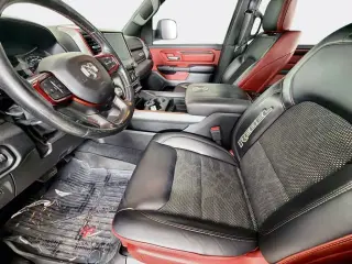 Ram 1500 2019 4x4 Rebel 4p Crew Cab 5.6 ft. SB Camioneta