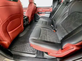 Ram 1500 2019 4x4 Rebel 4p Crew Cab 5.6 ft. SB Camioneta