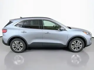 Ford Escape 2022 AWD SEL 4p SUV
