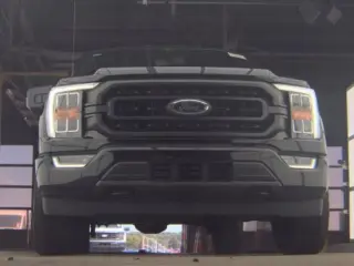 Ford F-150 2023 4x4 XLT 4p SuperCrew 5.5 ft. SB