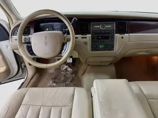 Lincoln Town Car 2007 Signature 4p Sedán