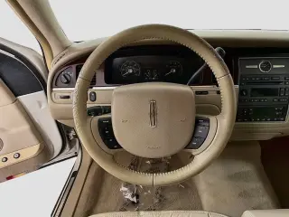 Lincoln Town Car 2007 Signature 4p Sedán